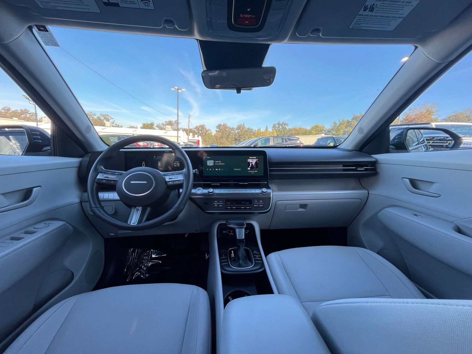 Used 2025 Hyundai Kona SEL image 33