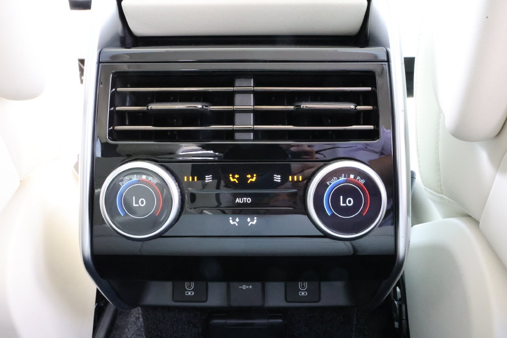 New 2026 Land Rover Range Rover SE AWD/4WD image 28
