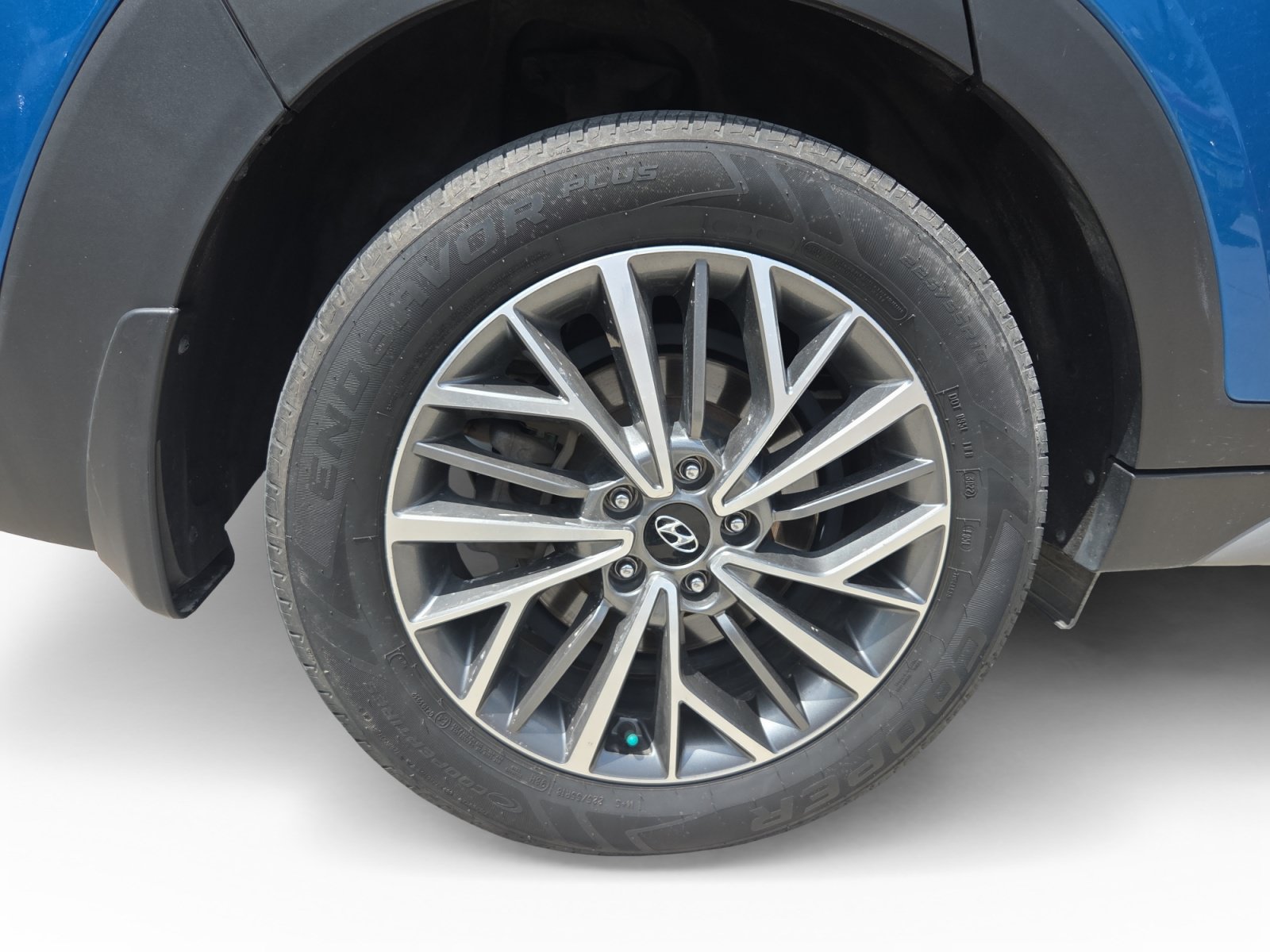 Used 2020 Hyundai Tucson Ultimate w/ Winter Weather Package AWD/4WD image 16