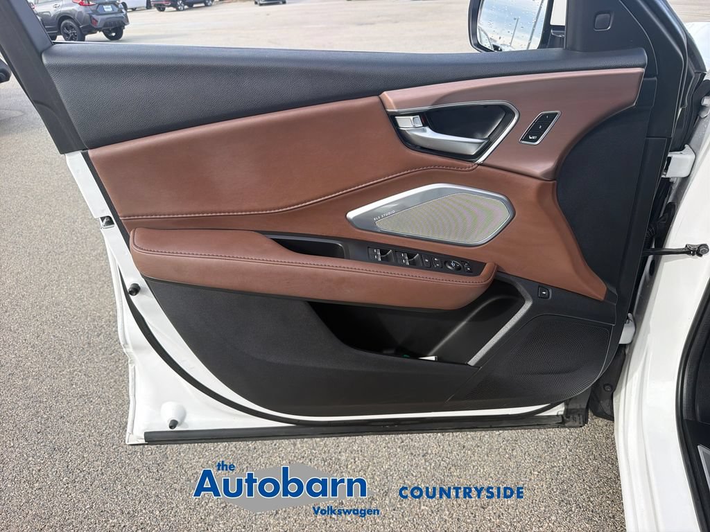 Used 2023 Acura RDX w/ Technology Package AWD/4WD image 9