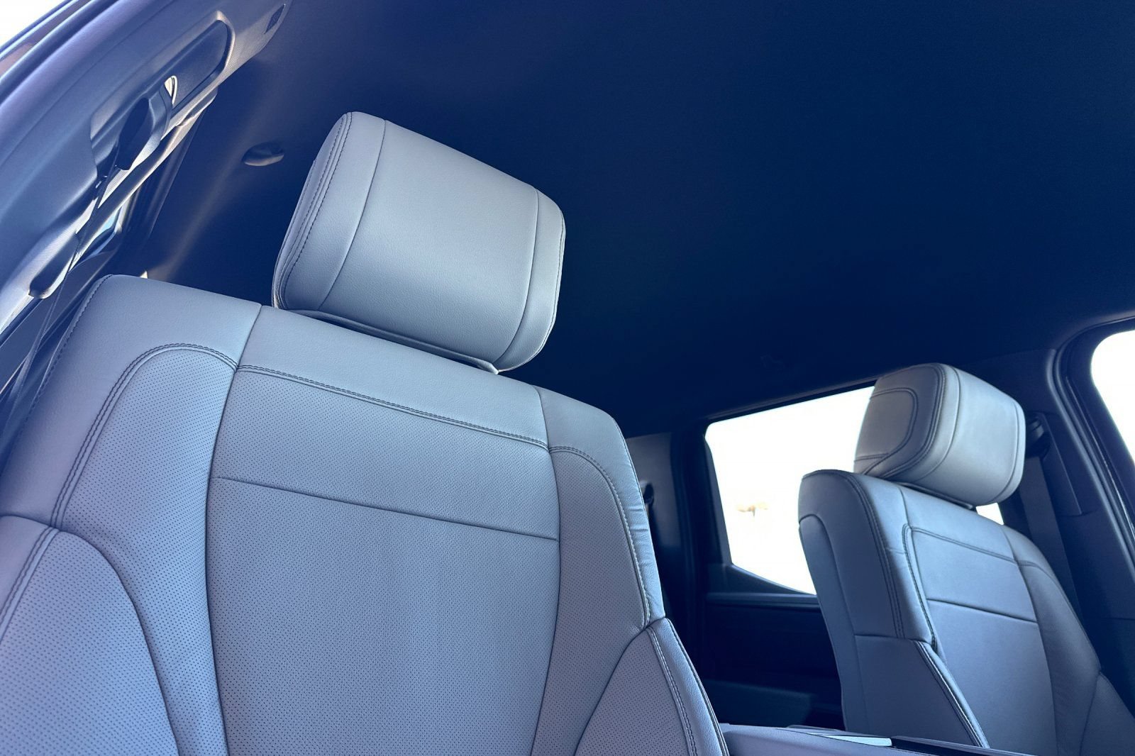 New 2026 Toyota Tundra Limited AWD/4WD image 18