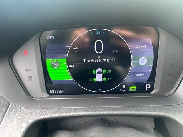 Certified 2023 Chevrolet Bolt EUV Premier w/ Redline Edition FWD image 16