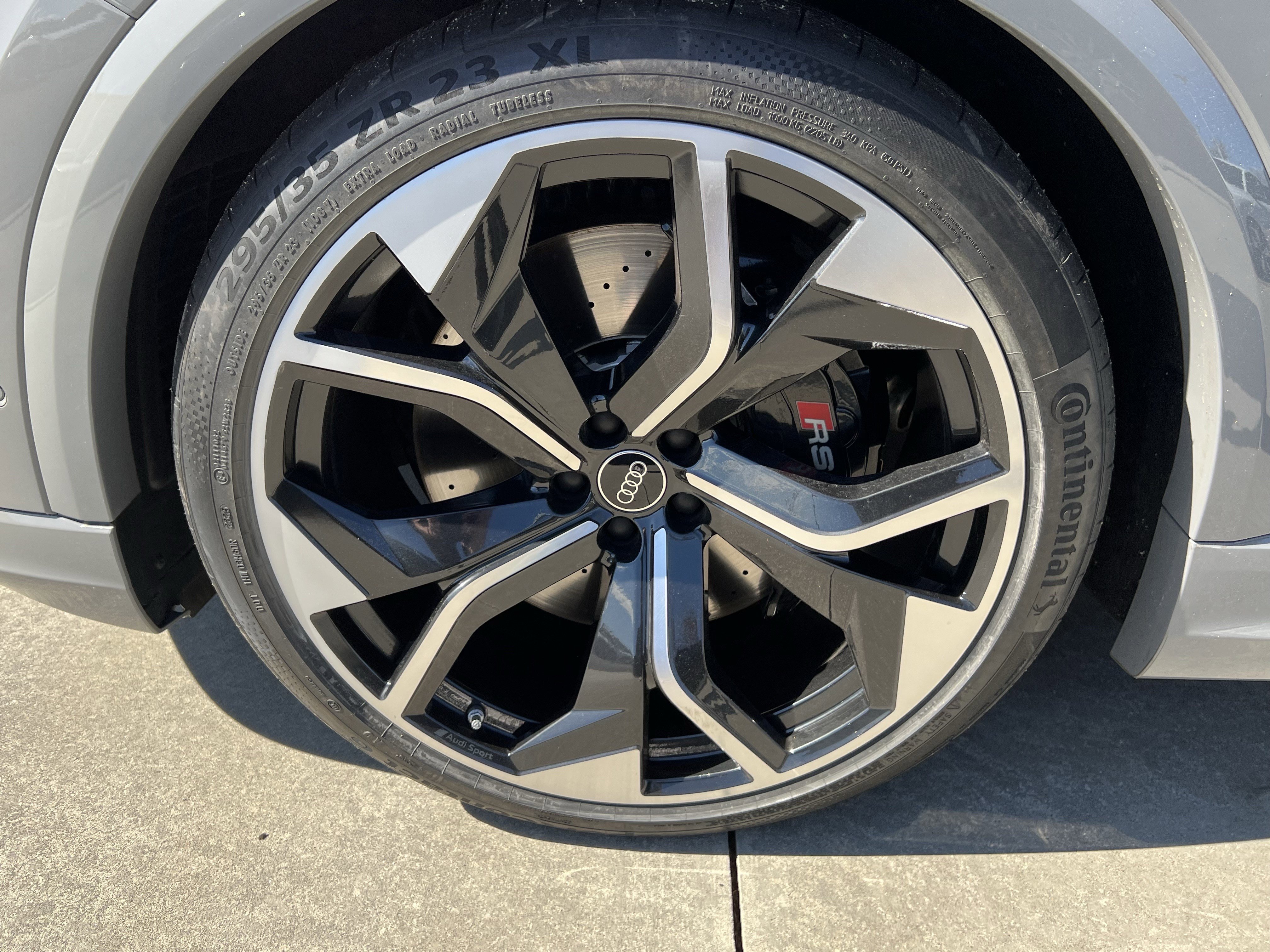 Certified 2024 Audi RS Q8 image 13