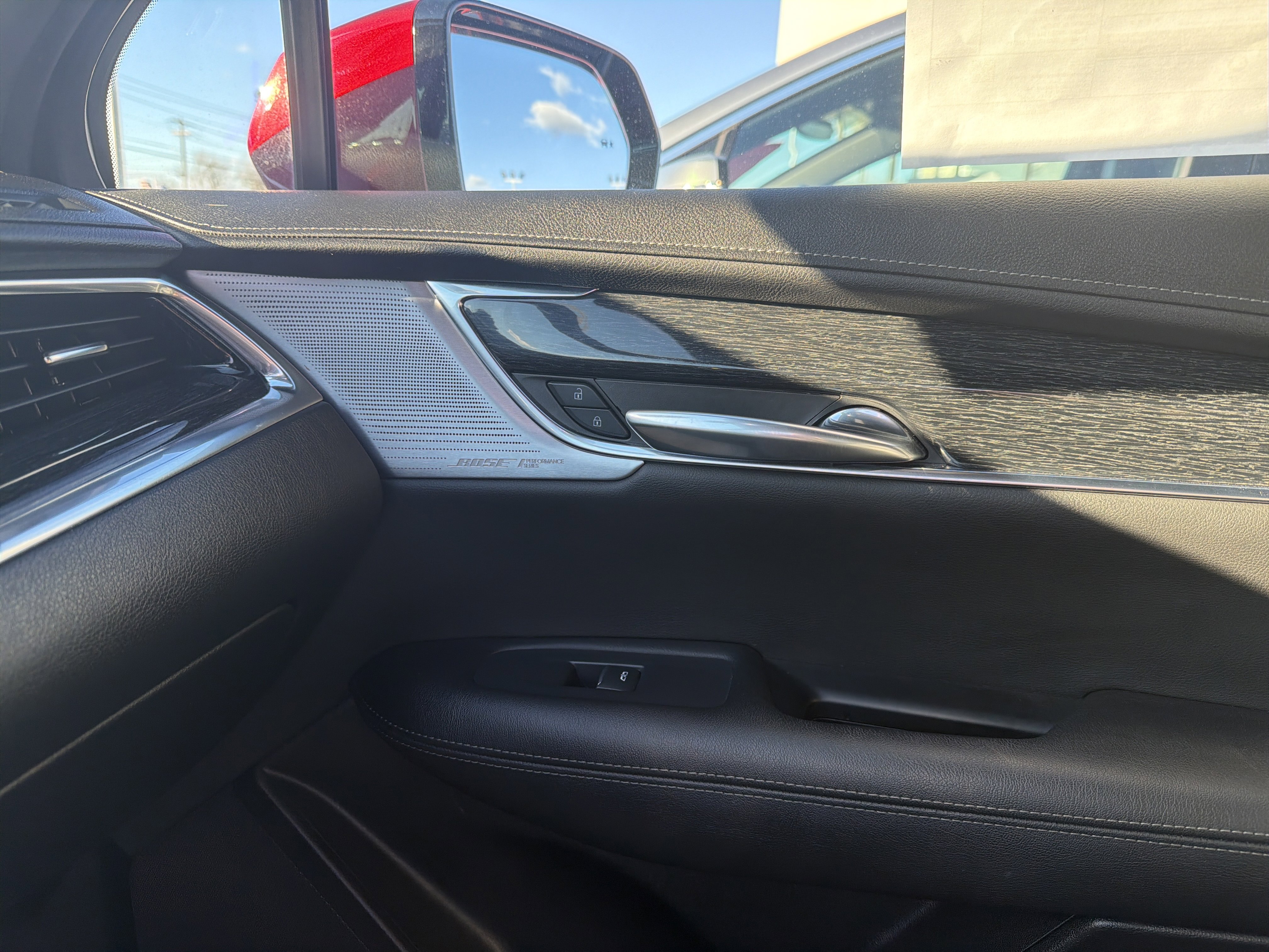 Used 2021 Cadillac XT5 Premium Luxury image 22