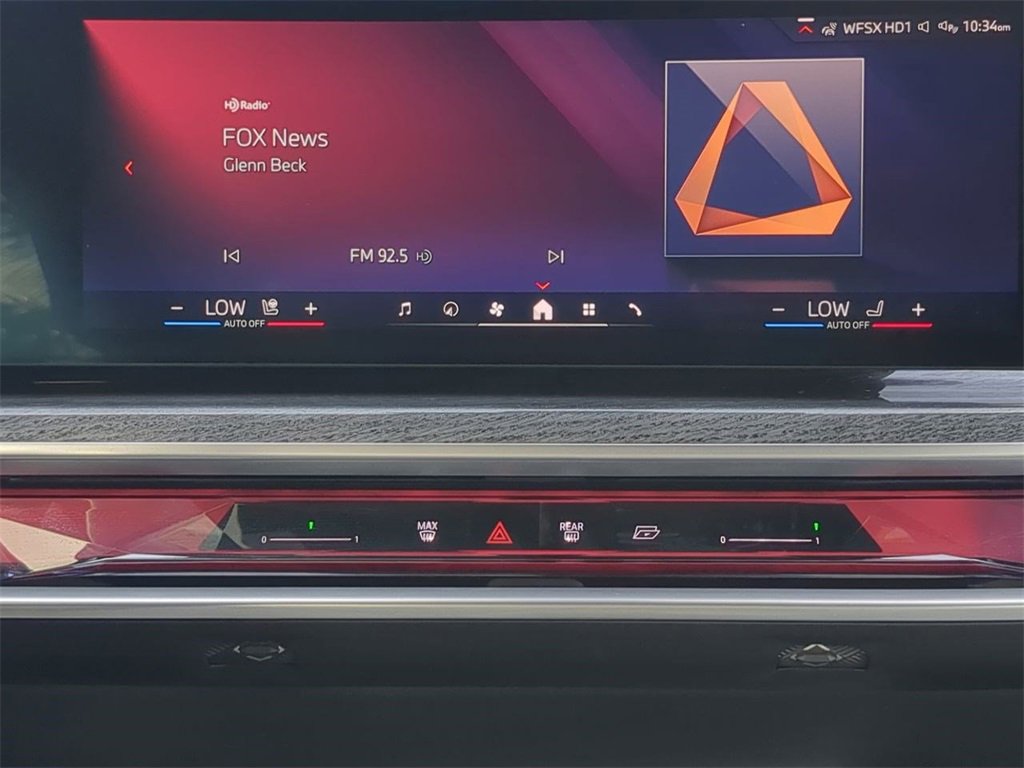 Certified 2023 BMW 760i xDrive w/ Executive Package image 19