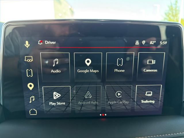 Used 2024 GMC Yukon AT4 w/ Technology Package AWD/4WD image 11