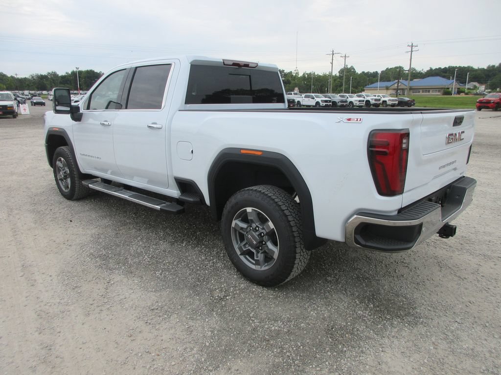 New 2026 GMC Sierra 2500 SLT w/ SLT Premium Package AWD/4WD image 9