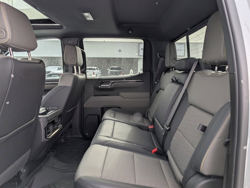 Certified 2025 Chevrolet Silverado 1500 ZR2 image 10