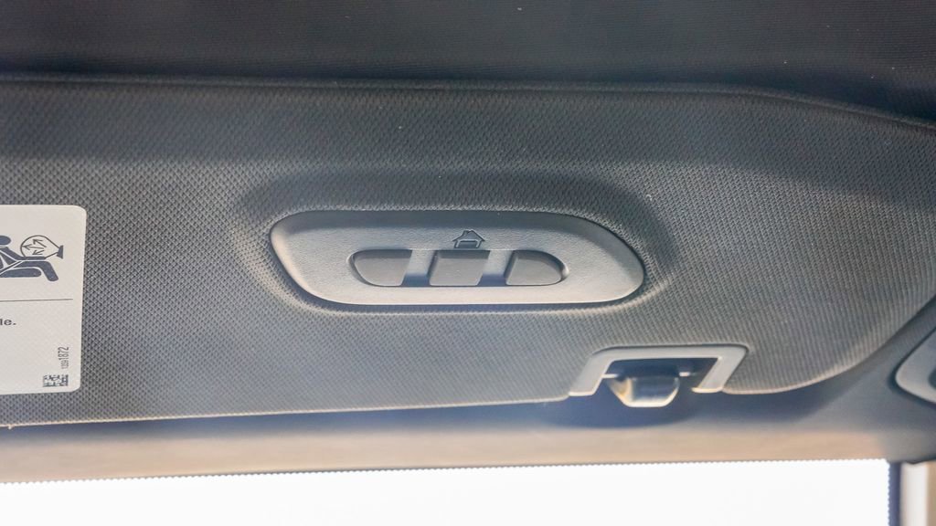 Used 2025 GMC Hummer EV 2X w/ LPO, Cargo Utility Package image 39