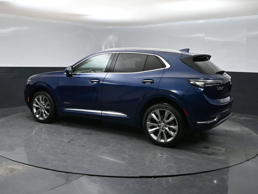 Used 2022 Buick Envision Avenir w/ Technology Package II FWD image 5