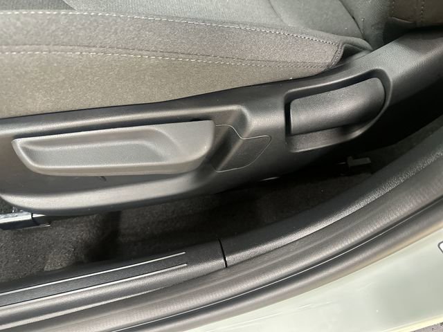 New 2026 Kia K4 LXS image 15