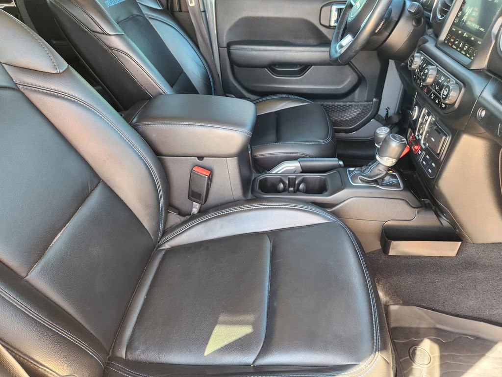 Used 2021 Jeep Wrangler Unlimited Rubicon 4xe w/ Cold Weather Group image 19