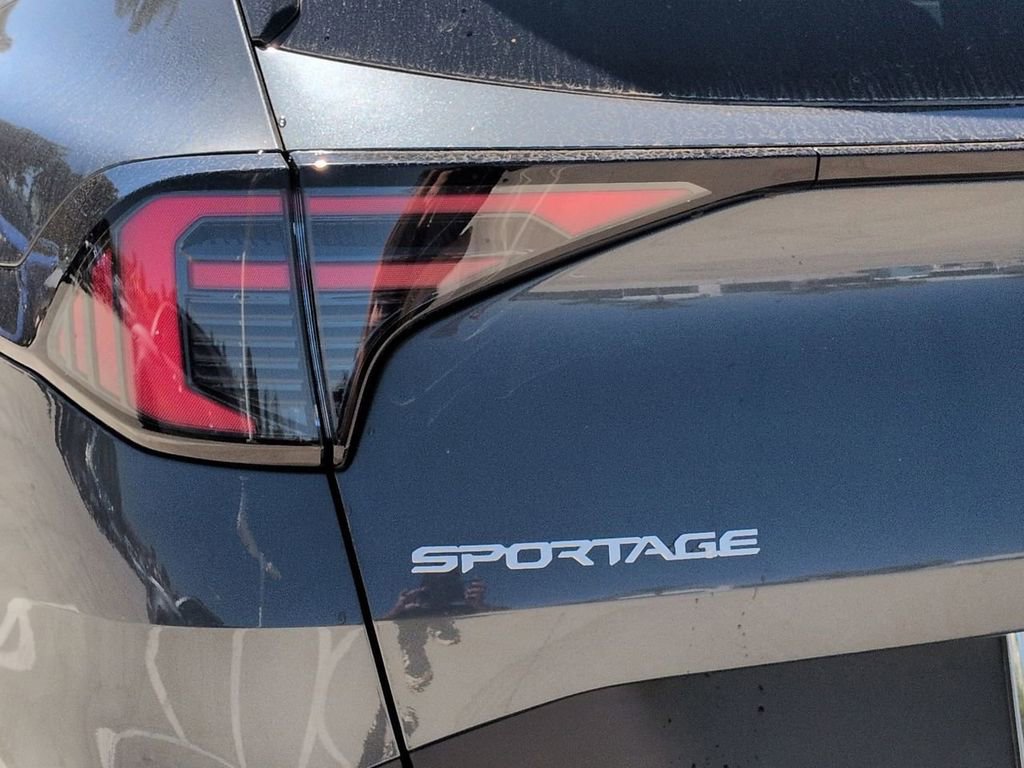 New 2026 Kia Sportage EX image 32