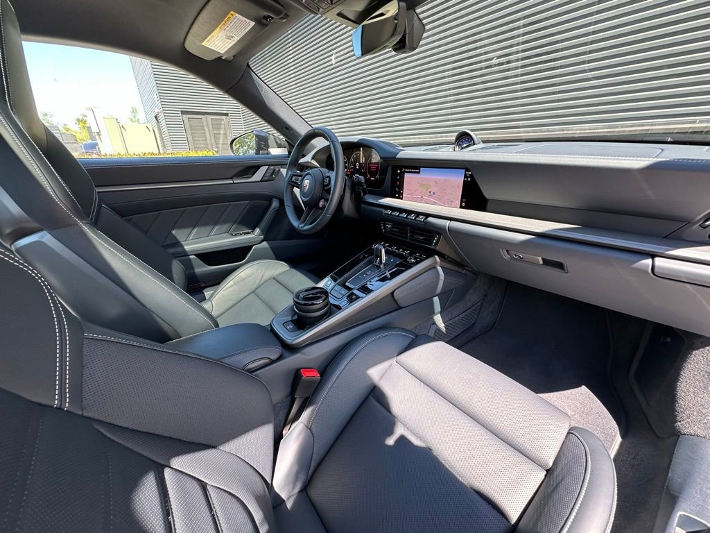 Certified 2026 Porsche 911 Carrera S RWD image 38