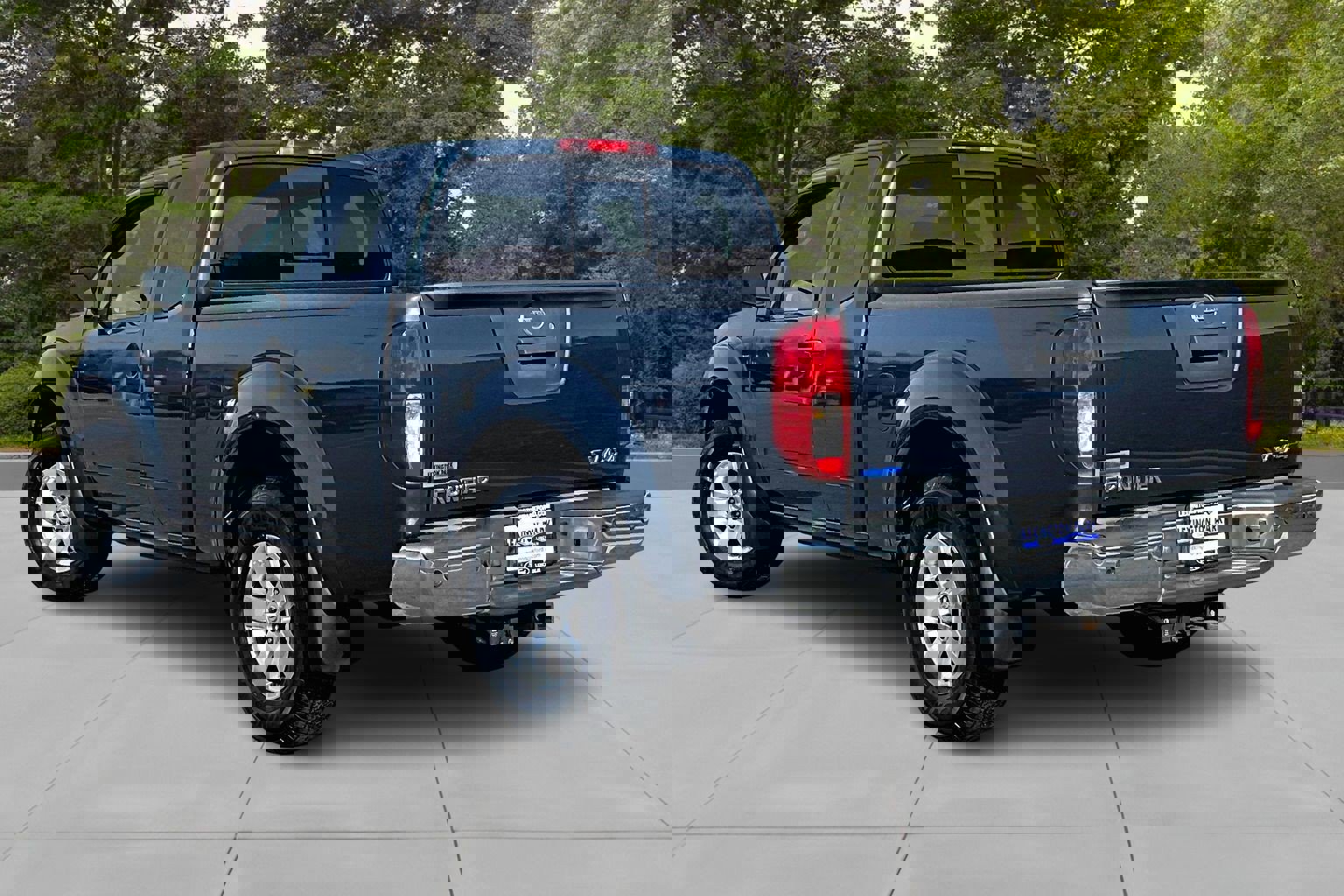 Used 2013 Nissan Frontier SV w/ SV Value Truck Pkg image 4