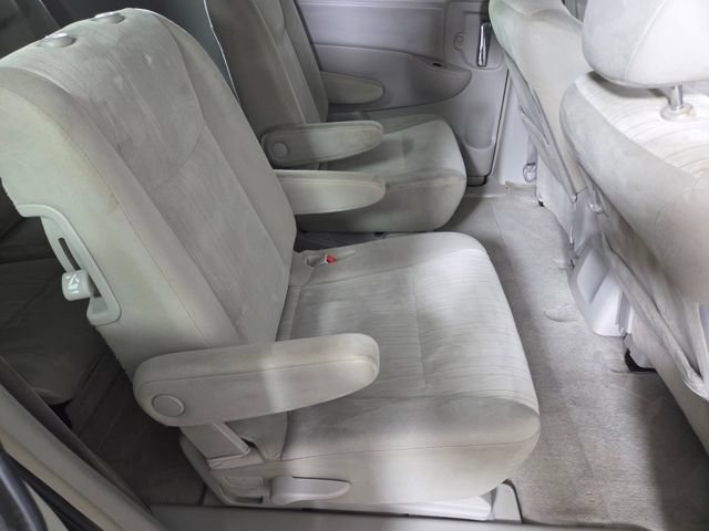 Used 2014 Nissan Quest SV FWD image 22