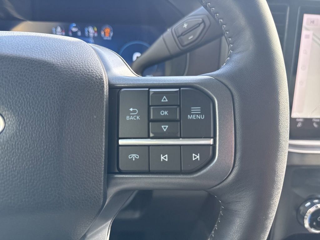 Certified 2024 Ford F250 Lariat w/ Black Appearance Package image 26