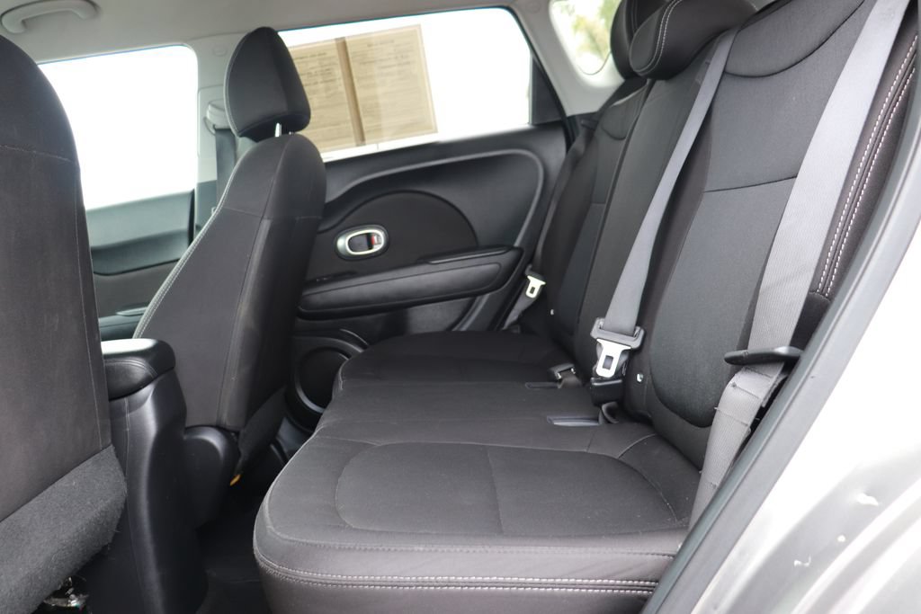 Used 2018 Kia Soul FWD image 13