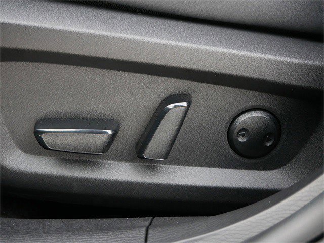 Used 2025 Mitsubishi Outlander SE image 17