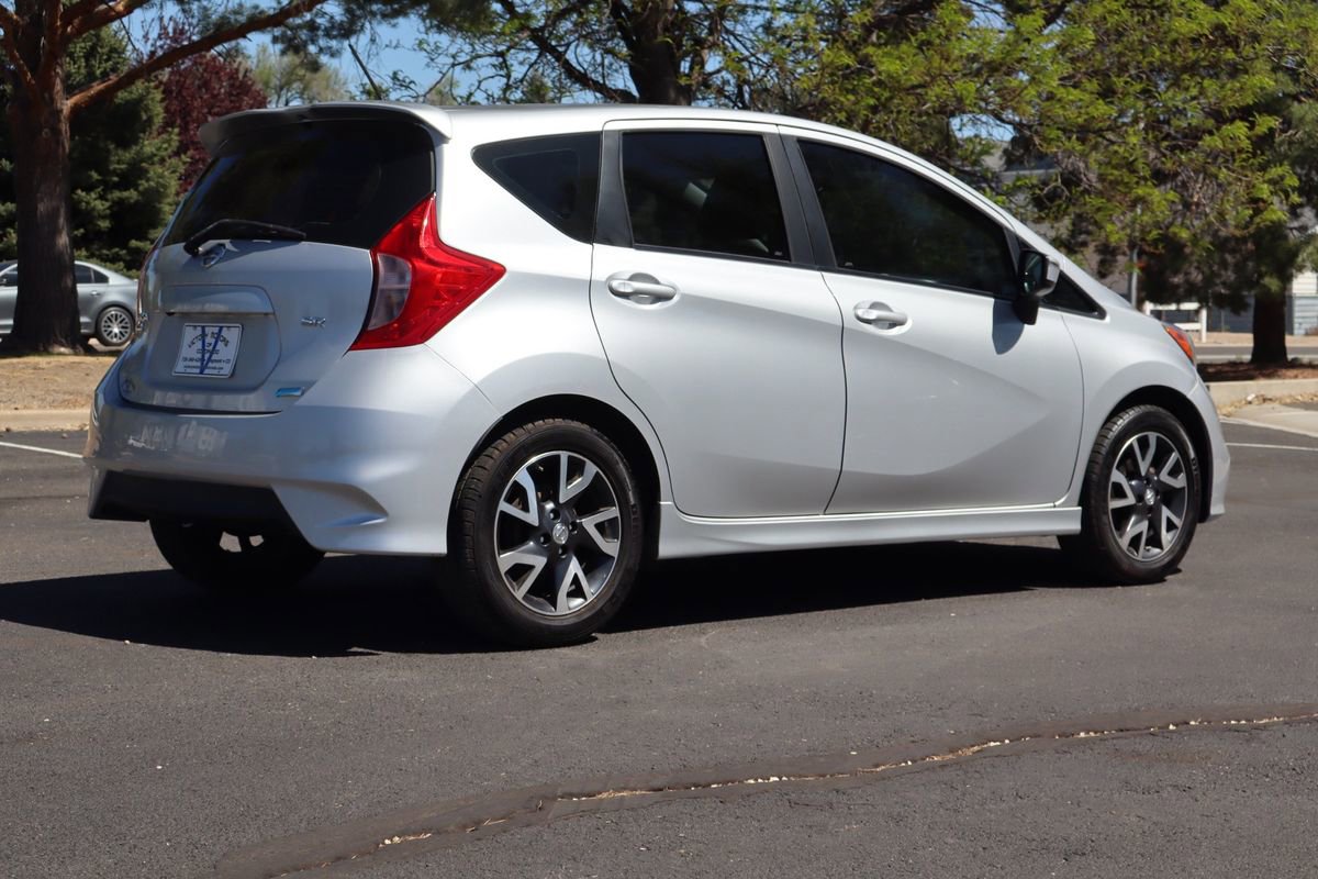 Used 2015 Nissan Versa Note SR w/ SR Convenience Package FWD image 5