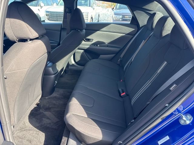 Used 2025 Hyundai Elantra Sport image 25