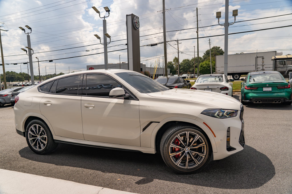 Used 2024 BMW X6 xDrive40i w/ Executive Package AWD/4WD image 10