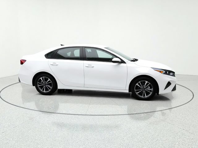 Certified 2023 Kia Forte LXS w/ LXS Technology Package FWD image 7
