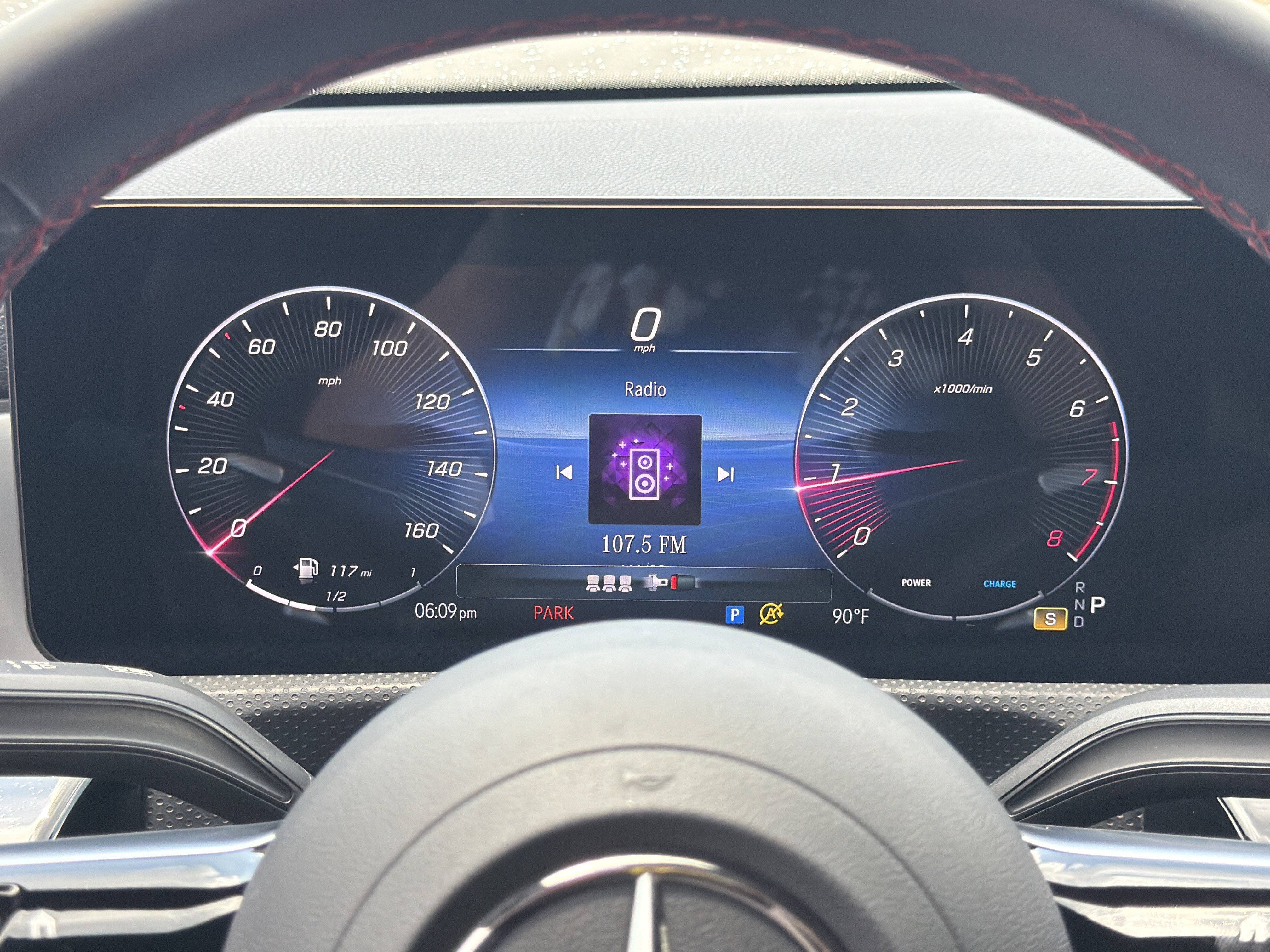 Used 2025 Mercedes-Benz CLA 250 4MATIC image 31
