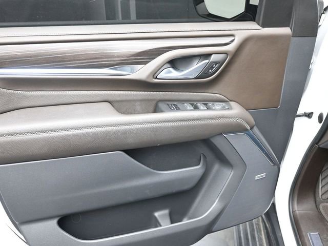 Used 2022 GMC Yukon XL Denali AWD/4WD image 11