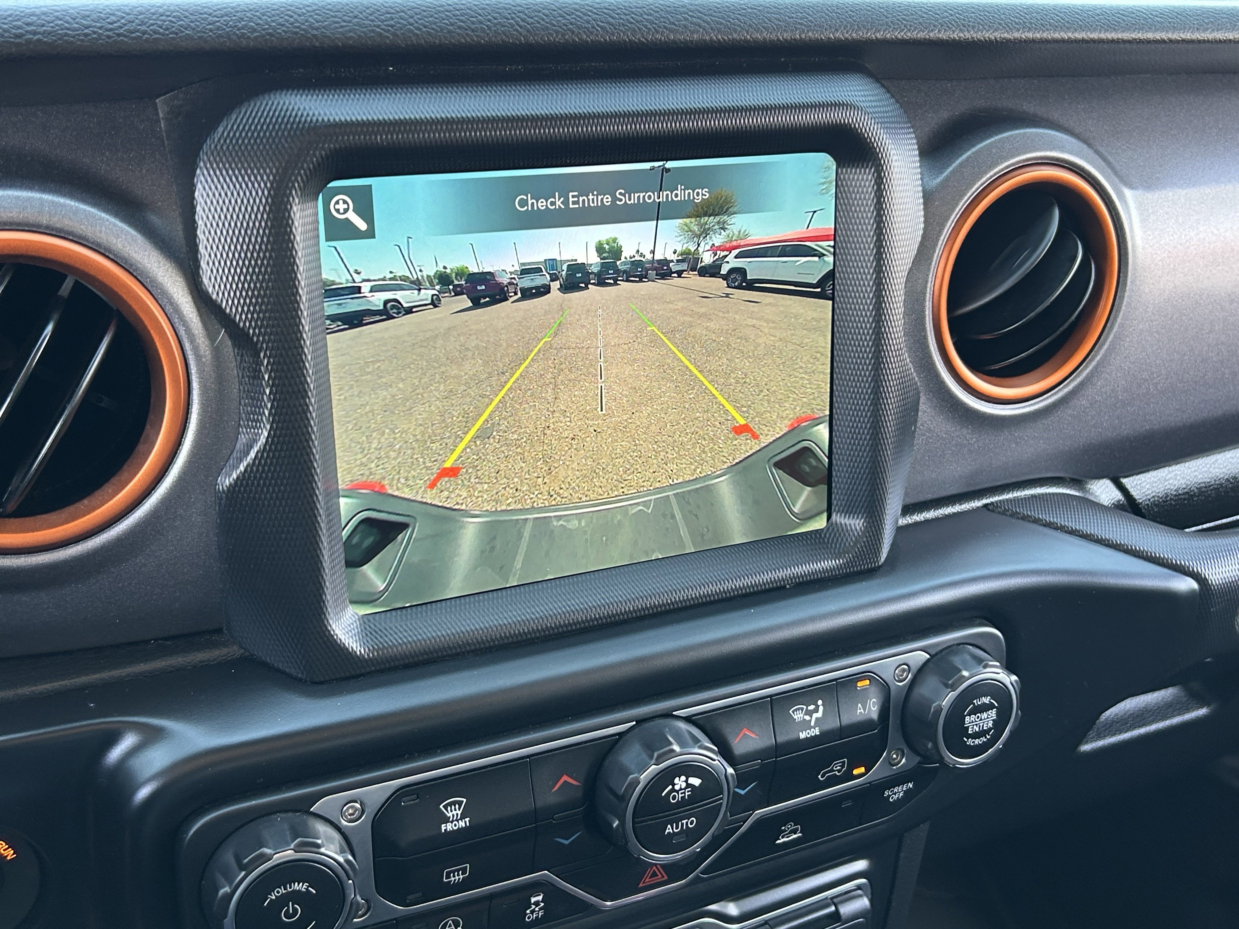 Certified 2022 Jeep Gladiator Mojave w/ Trailer Tow Package image 28