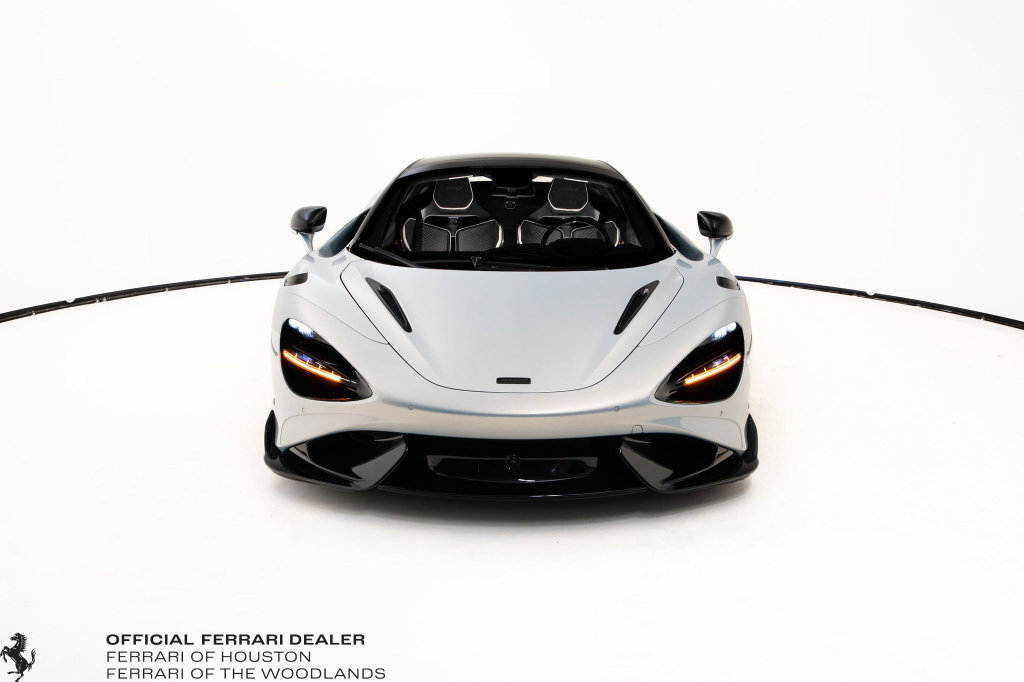 Used 2022 McLaren 765LT RWD image 33