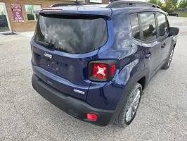 Used 2018 Jeep Renegade Latitude image 8
