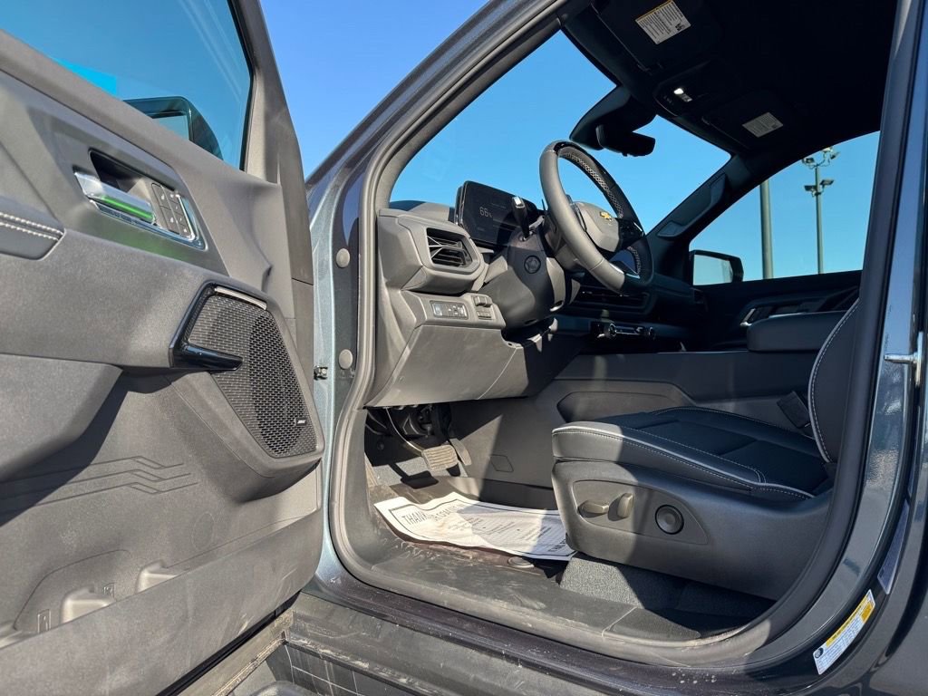 New 2026 Chevrolet Silverado EV LT AWD/4WD image 13