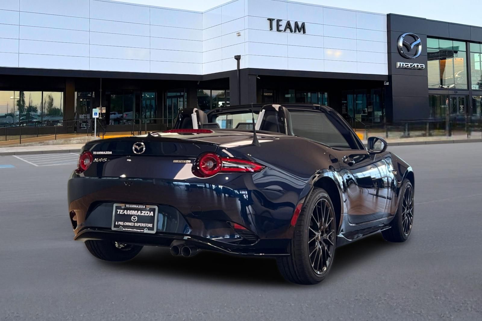 New 2025 MAZDA MX-5 Miata Club w/ Brembo/BBS Recaro Package image 5