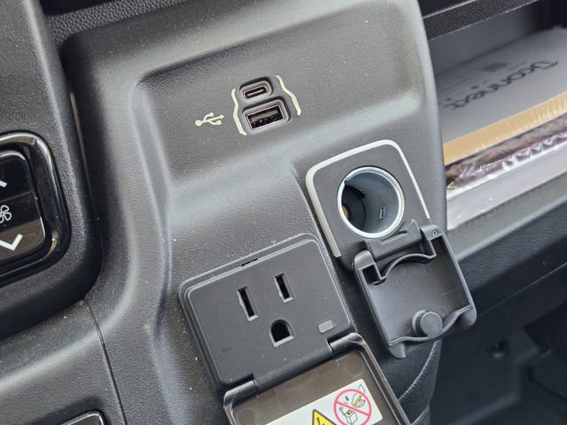 Used 2023 RAM ProMaster 3500 w/ Convenience Group image 16