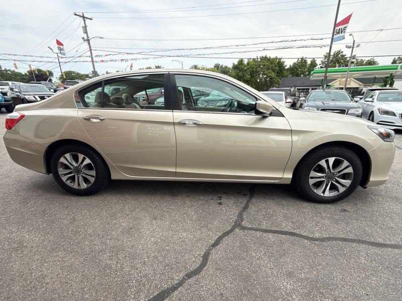 Used 2014 Honda Accord LX image 4