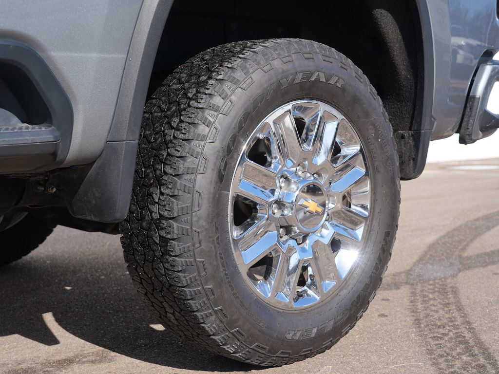 Used 2024 Chevrolet Silverado 2500 High Country w/ Z71 Off-Road Package image 33