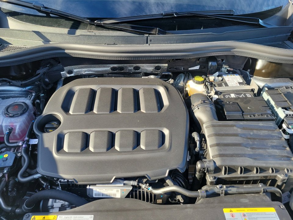 New 2026 Volkswagen Tiguan SE image 16