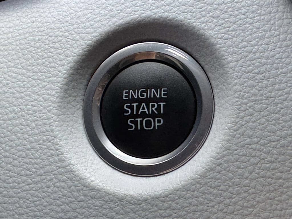 Used 2024 Toyota Corolla SE FWD image 8