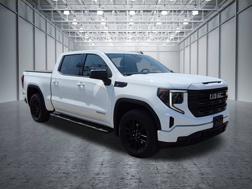 Certified 2022 GMC Sierra 1500 Elevation w/ LPO, Elevation Black Package AWD/4WD image 4