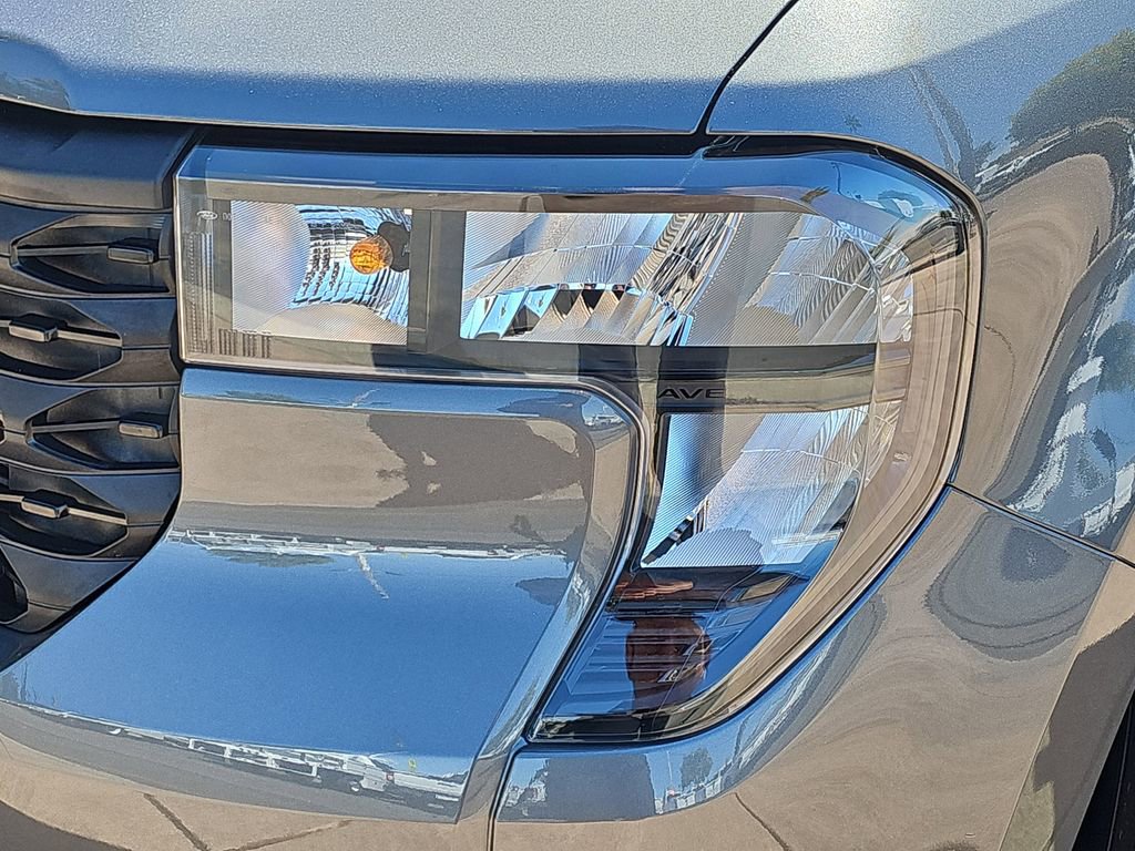 New 2025 Ford Maverick XLT image 32