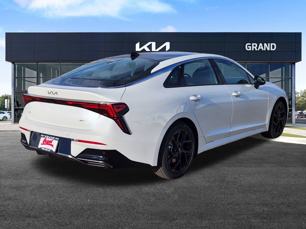 New 2026 Kia K5 GT-Line image 5