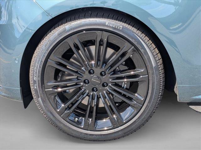 New 2026 Land Rover Range Rover Sport Dynamic SE AWD/4WD image 10