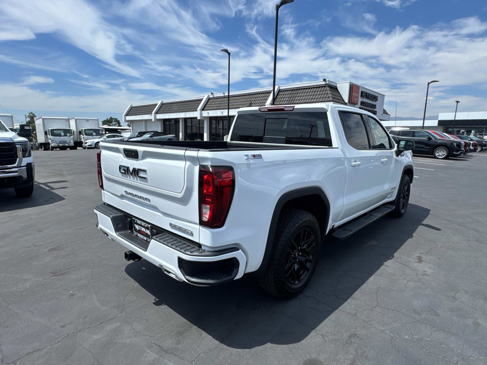 New 2026 GMC Sierra 1500 Elevation image 5