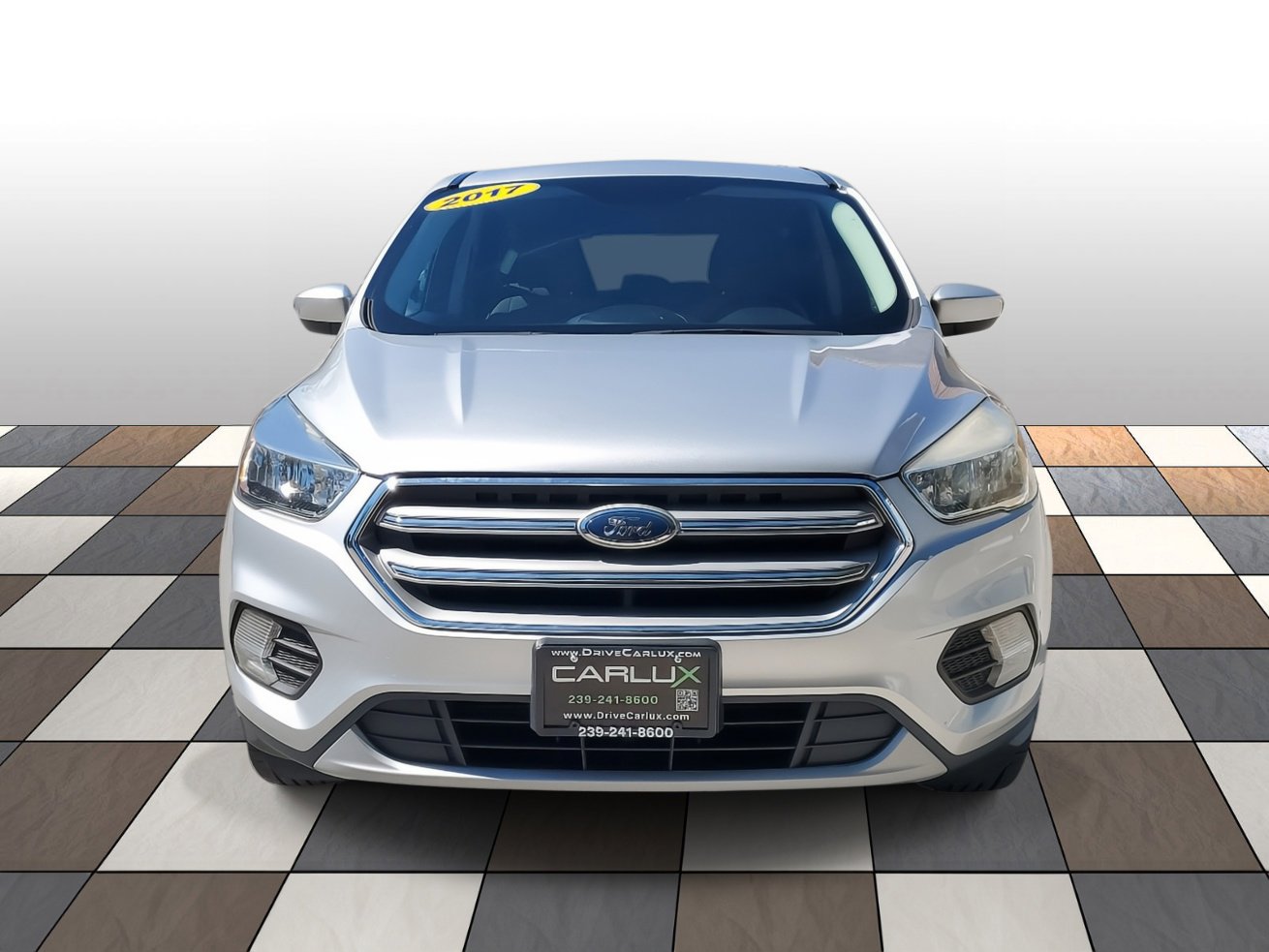 Used 2017 Ford Escape SE AWD/4WD image 2