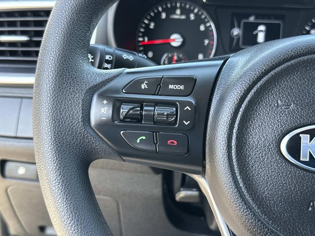 Used 2017 Kia Sorento L FWD image 37