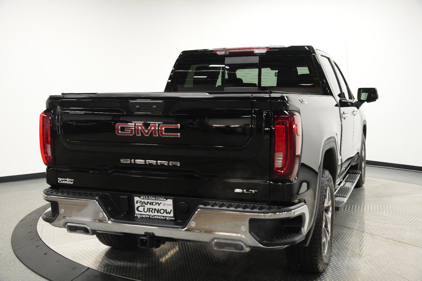 Used 2026 GMC Sierra 1500 SLT w/ SLT Premium Plus Package image 7