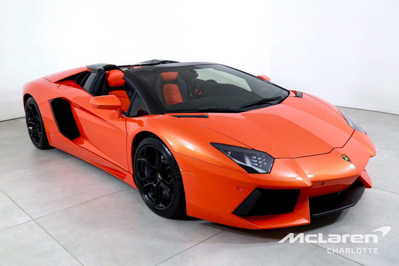 Used 2014 Lamborghini Aventador LP 700-4 AWD/4WD image 4