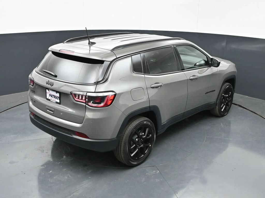 New 2026 Jeep Compass Latitude AWD/4WD image 37