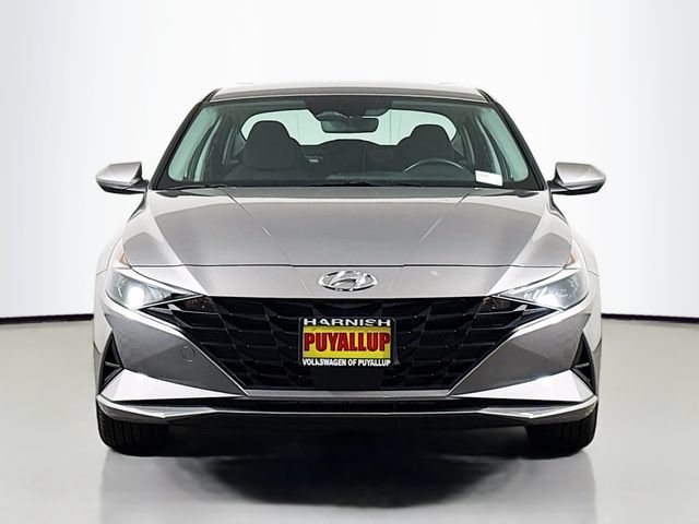 Used 2023 Hyundai Elantra SEL w/ Convenience Package FWD image 2